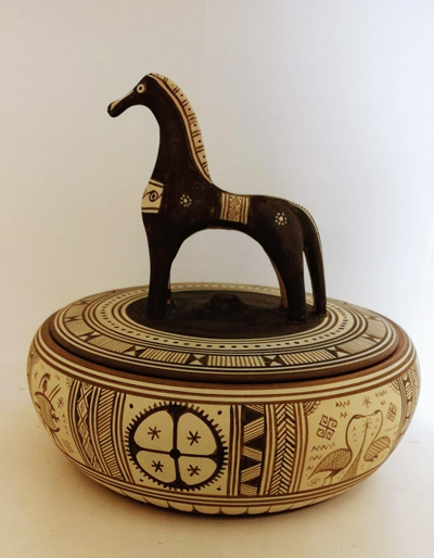 geometric-pyxis